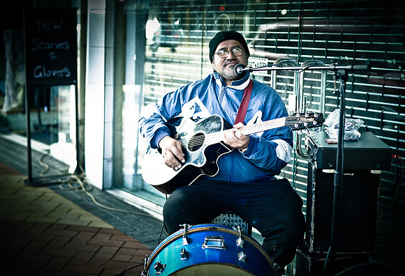 busker