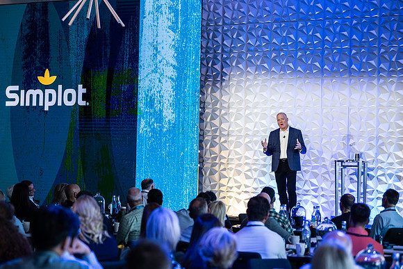 2024-09-10-SimplotGlobalConference-193